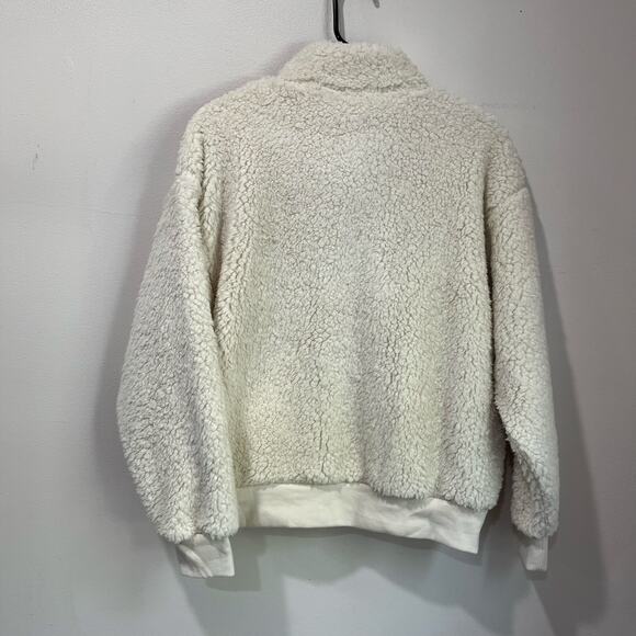 Victoria’s Secret Sherpa Jacket Size M NWT Cream Cozy Zip Up Plush Fleece - Picture 2 of 7